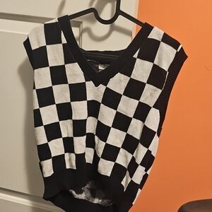 Ardene Monochrome Knit Vest